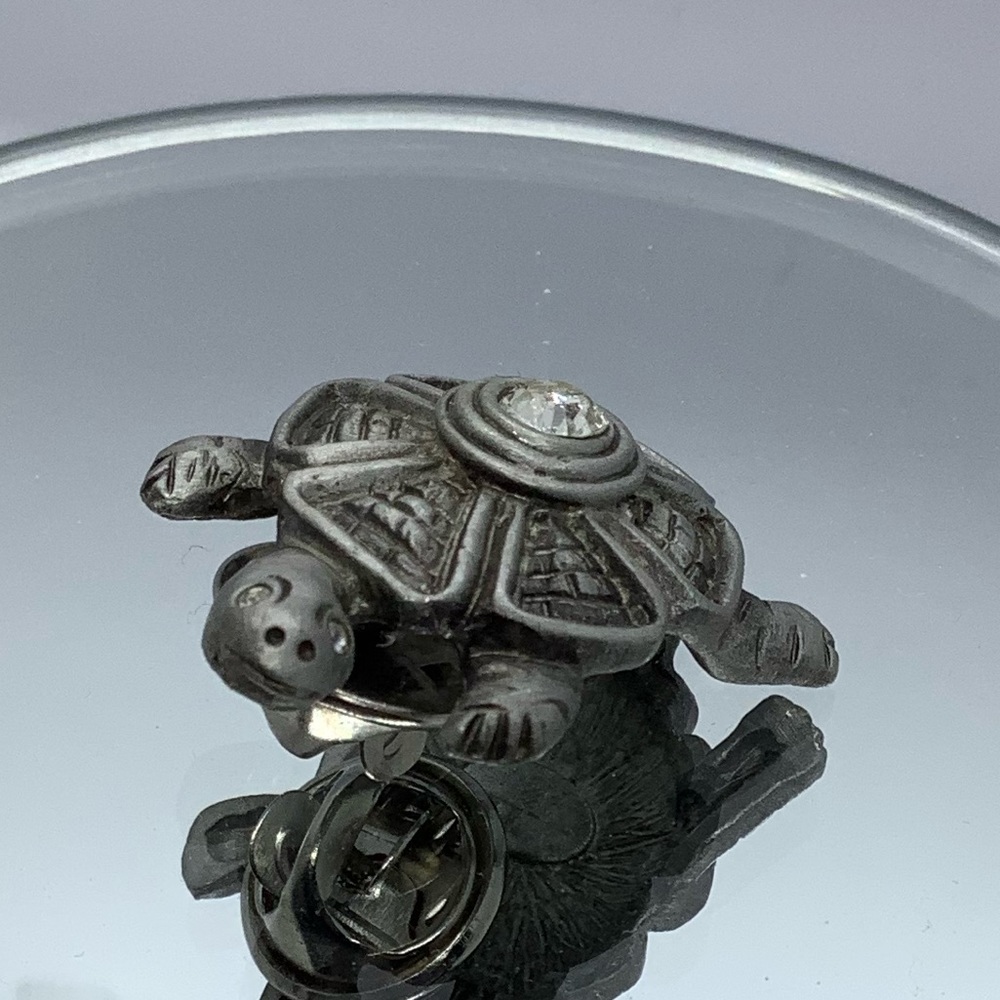 Pewter Colour Turtle Pin with Stones